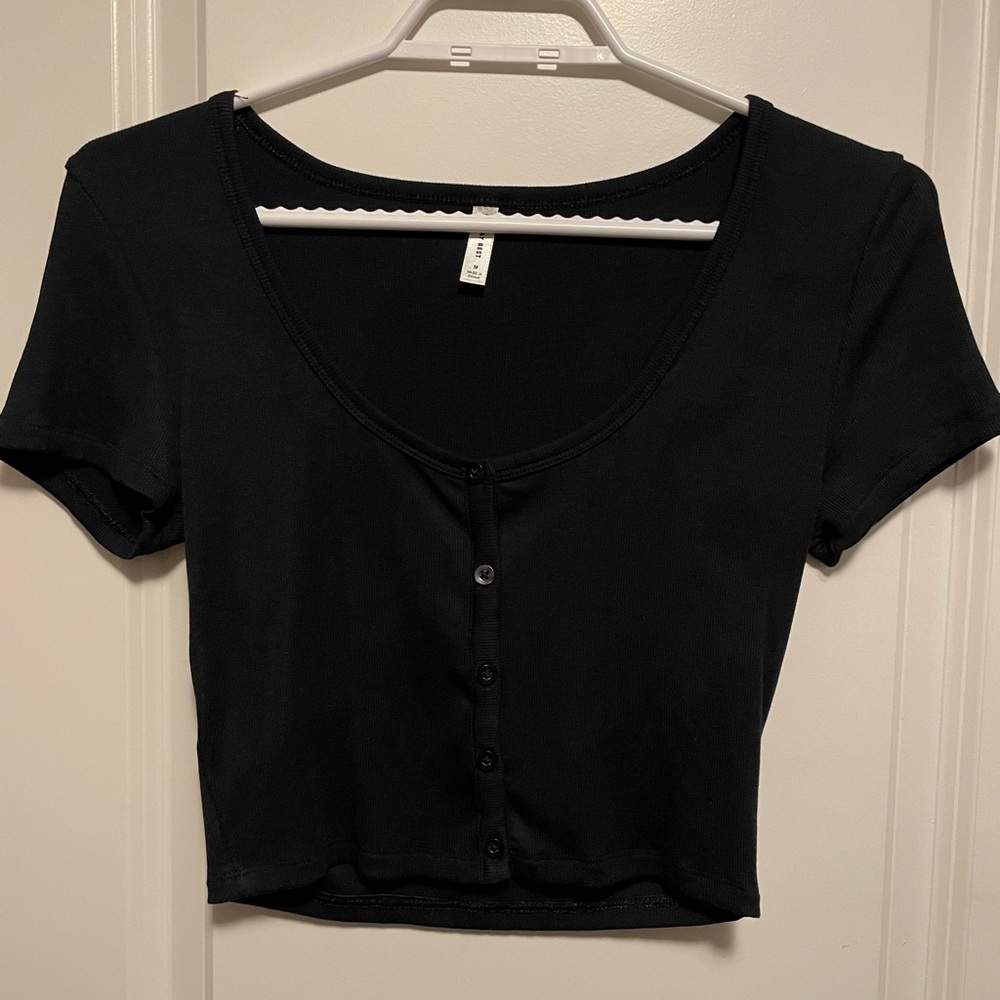 Sunday Best ribbed button up cropped t-shirt.